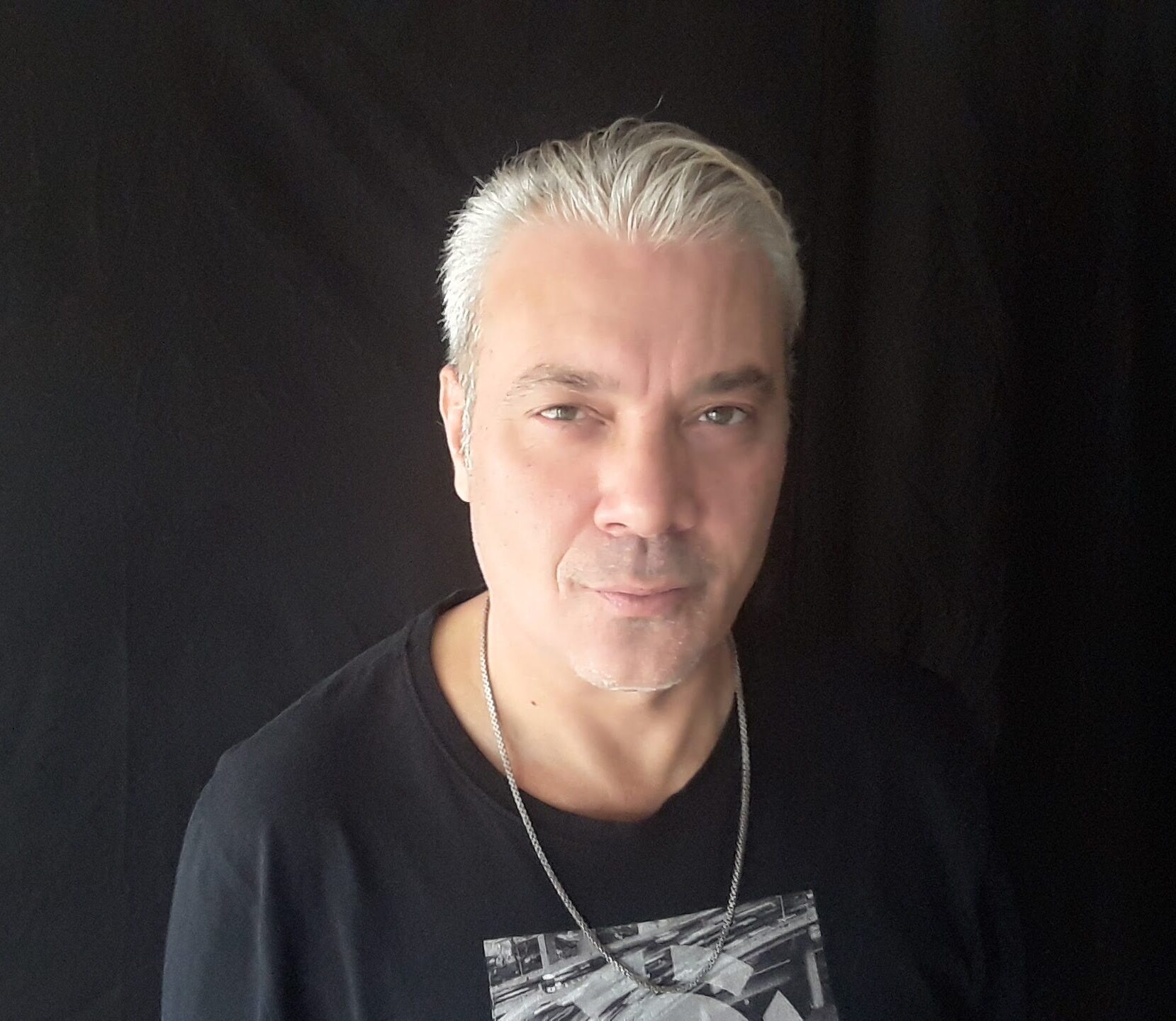 English Tutor Image